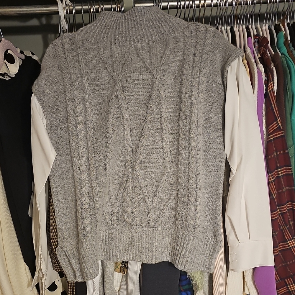 Gray Cable Knit Women's Sweater